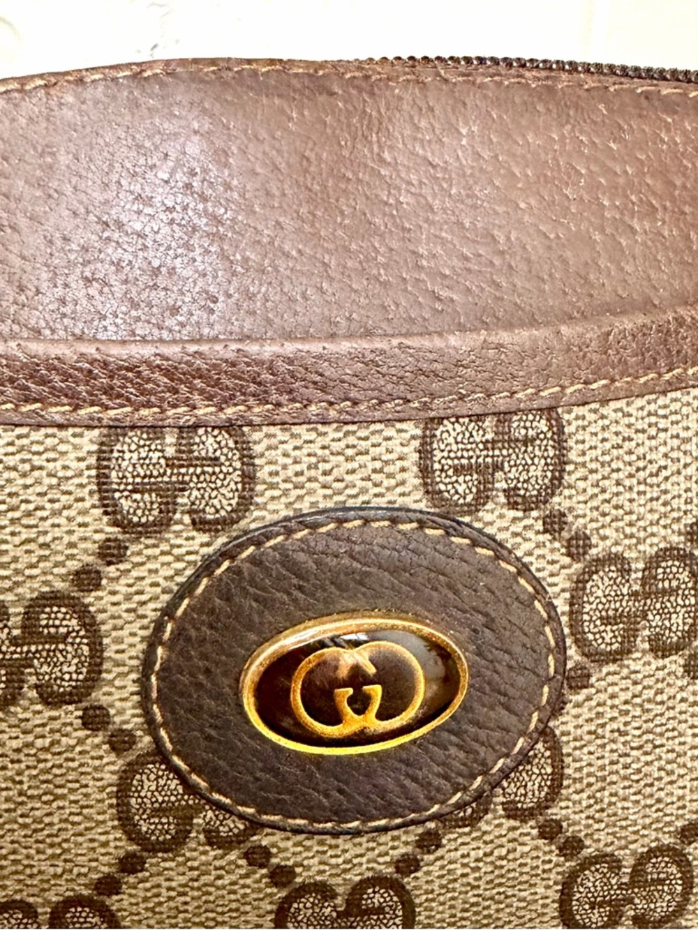 Gucci Authentic Vintage GG Supreme Monogram Shoulder / Crossbody Bag - Picture 7 of 13